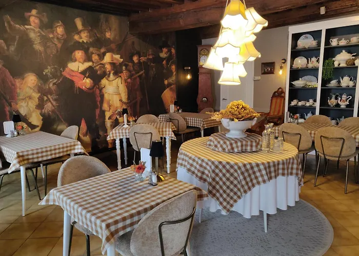 Auberge De La Chaloire