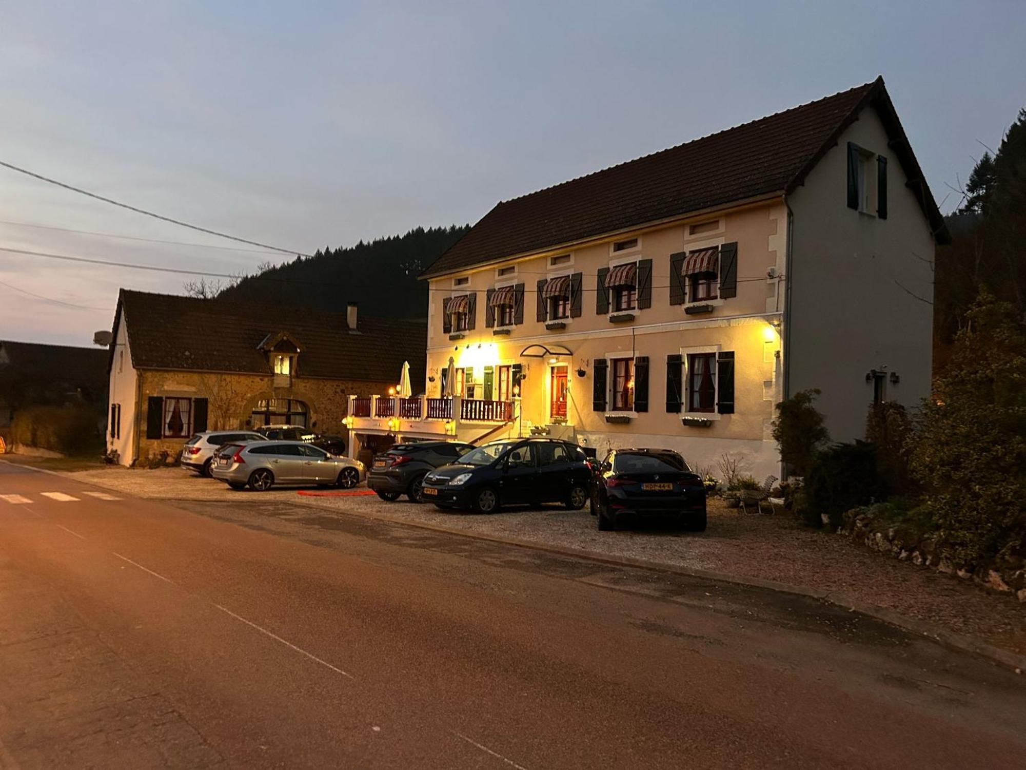 De La Chaloire Bed & Breakfast La Petite-Verrière